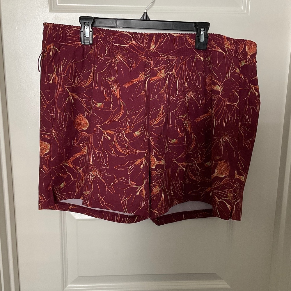 All in Motion Maroon Printed Board Shorts -‎ Men’s Size XL
